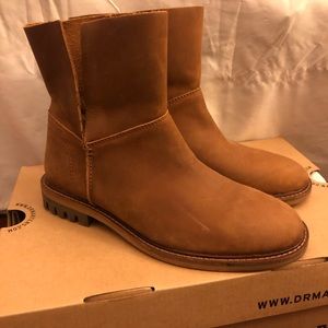 Tan Kelsie Dagger boots! Never worn! Size 6.5.